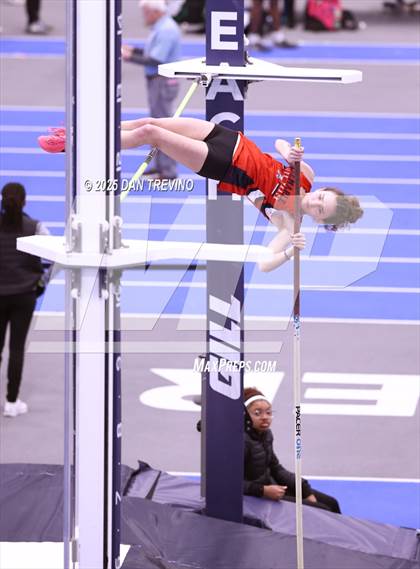 Thumbnail 2 in VHSL Indoor Track State Championships (Pole Vault - Class 5) photogallery.