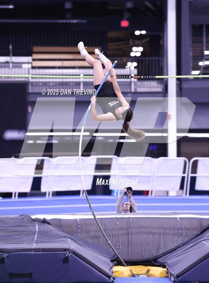 Thumbnail 2 in VHSL Indoor Track State Championships (Pole Vault - Class 5) photogallery.