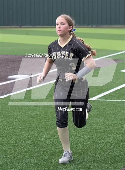 Thumbnail 2 in Foster vs Lake Creek (UIL Softball 5A Region III Semifinal) photogallery.