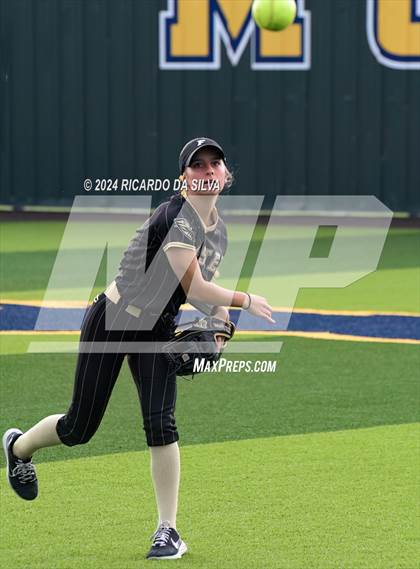 Thumbnail 2 in Foster vs Lake Creek (UIL Softball 5A Region III Semifinal) photogallery.