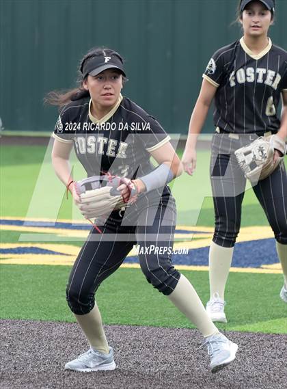 Thumbnail 1 in Foster vs Lake Creek (UIL Softball 5A Region III Semifinal) photogallery.