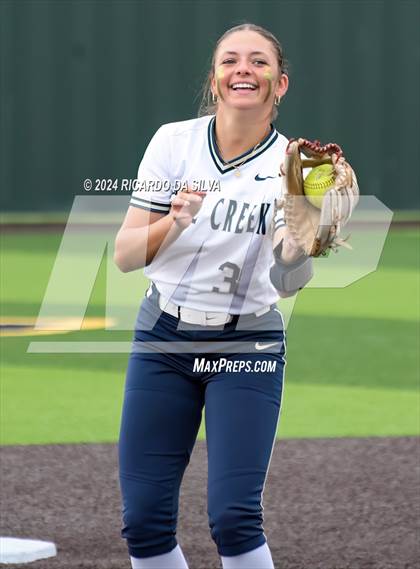 Thumbnail 3 in Foster vs Lake Creek (UIL Softball 5A Region III Semifinal) photogallery.