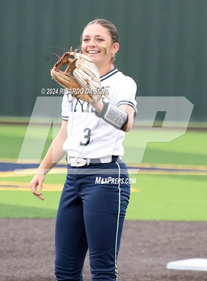 Thumbnail 1 in Foster vs Lake Creek (UIL Softball 5A Region III Semifinal) photogallery.