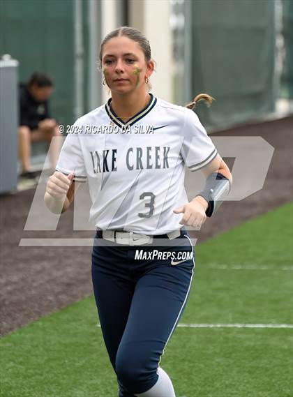 Thumbnail 3 in Foster vs Lake Creek (UIL Softball 5A Region III Semifinal) photogallery.