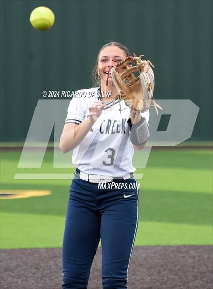 Thumbnail 3 in Foster vs Lake Creek (UIL Softball 5A Region III Semifinal) photogallery.