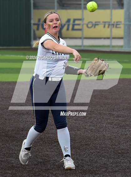 Thumbnail 3 in Foster vs Lake Creek (UIL Softball 5A Region III Semifinal) photogallery.