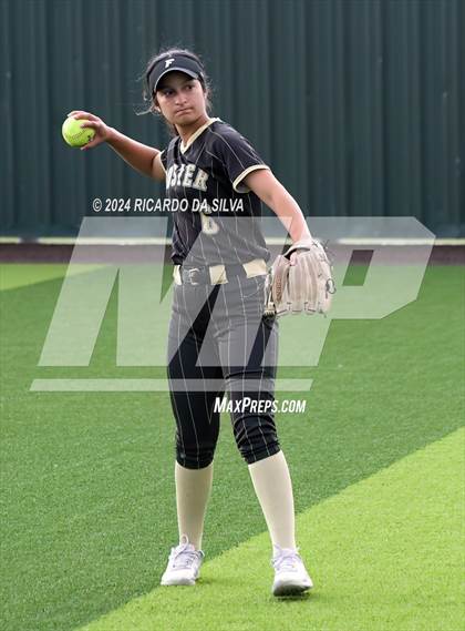 Thumbnail 3 in Foster vs Lake Creek (UIL Softball 5A Region III Semifinal) photogallery.