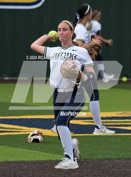Thumbnail 2 in Foster vs Lake Creek (UIL Softball 5A Region III Semifinal) photogallery.