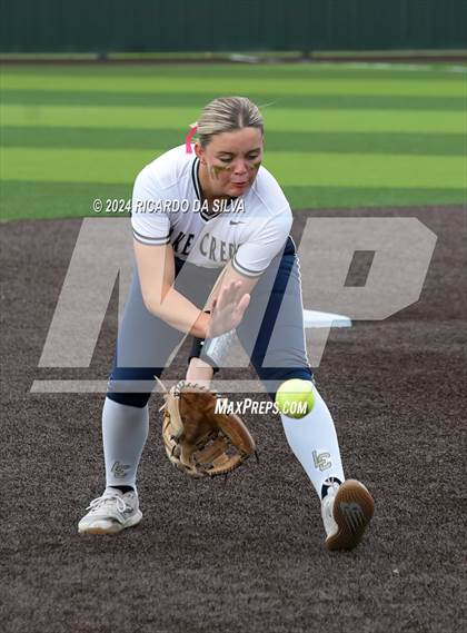 Thumbnail 3 in Foster vs Lake Creek (UIL Softball 5A Region III Semifinal) photogallery.