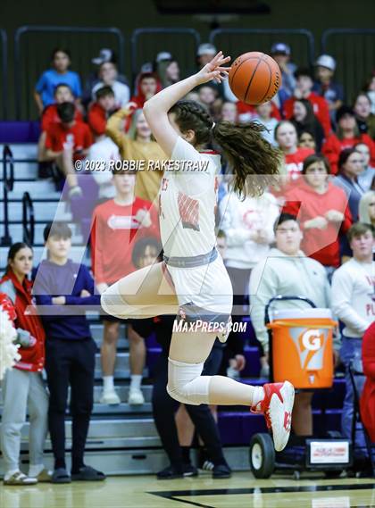 Thumbnail 1 in Van vs. Pinkston (UIL 4A Area Playoff) photogallery.