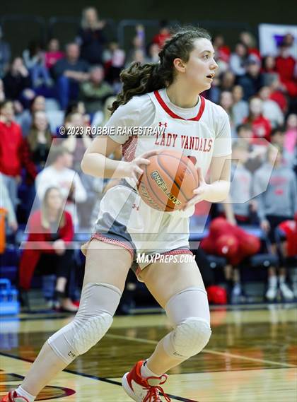 Thumbnail 2 in Van vs. Pinkston (UIL 4A Area Playoff) photogallery.