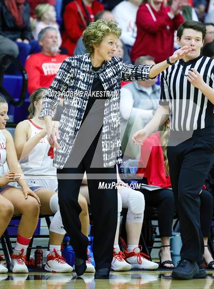 Thumbnail 3 in Van vs. Pinkston (UIL 4A Area Playoff) photogallery.
