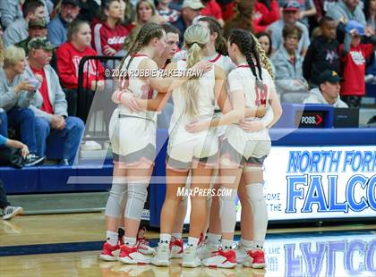 Thumbnail 2 in Van vs. Pinkston (UIL 4A Area Playoff) photogallery.