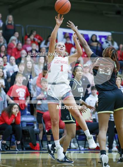 Thumbnail 3 in Van vs. Pinkston (UIL 4A Area Playoff) photogallery.
