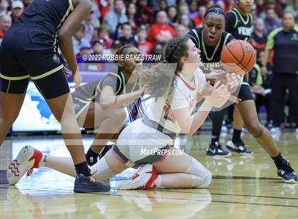 Thumbnail 1 in Van vs. Pinkston (UIL 4A Area Playoff) photogallery.
