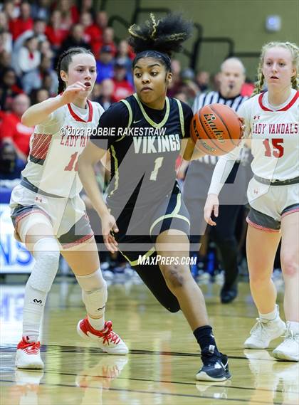 Thumbnail 3 in Van vs. Pinkston (UIL 4A Area Playoff) photogallery.