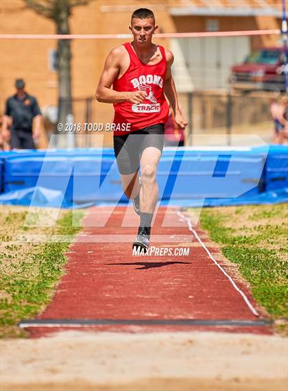 Thumbnail 3 in Texas Roadhouse DC TC Relays (Boys) photogallery.