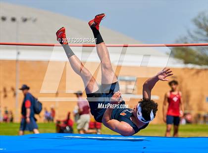 Thumbnail 2 in Texas Roadhouse DC TC Relays (Boys) photogallery.
