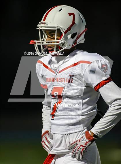 Thumbnail 3 in Harvard-Westlake @ La Salle photogallery.
