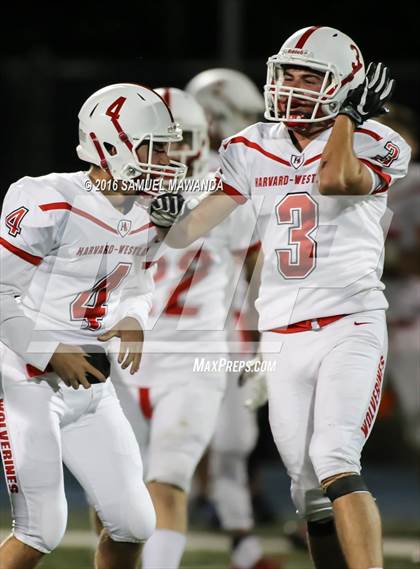 Thumbnail 3 in Harvard-Westlake @ La Salle photogallery.
