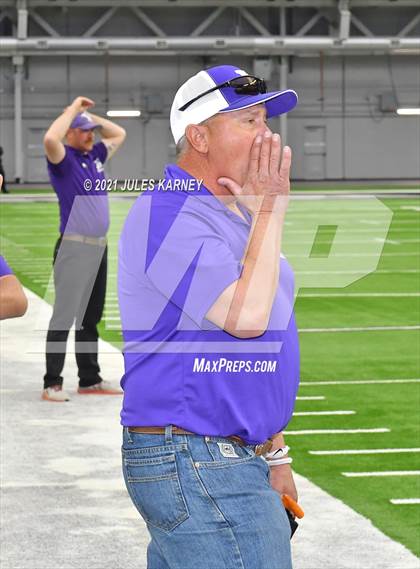 Thumbnail 2 in The Meadows School vs Yerington (NIAA 2A Championship) photogallery.