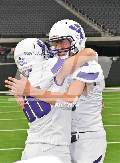 Thumbnail 2 in The Meadows School vs Yerington (NIAA 2A Championship) photogallery.
