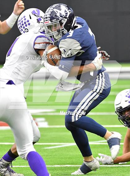 Thumbnail 3 in The Meadows School vs Yerington (NIAA 2A Championship) photogallery.