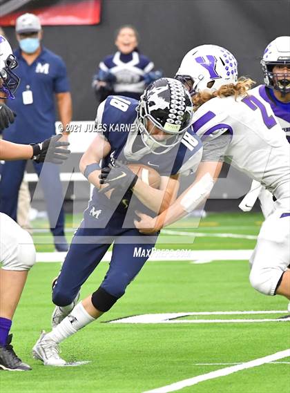 Thumbnail 3 in The Meadows School vs Yerington (NIAA 2A Championship) photogallery.