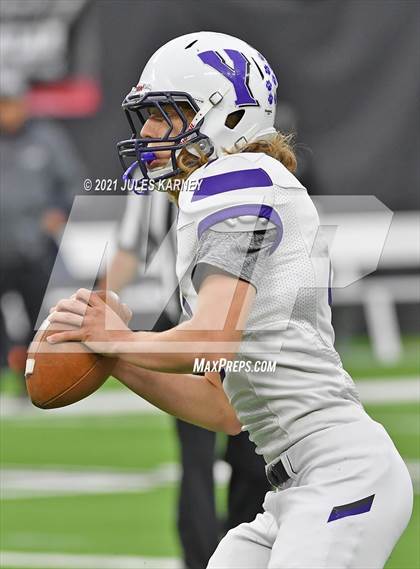 Thumbnail 1 in The Meadows School vs Yerington (NIAA 2A Championship) photogallery.