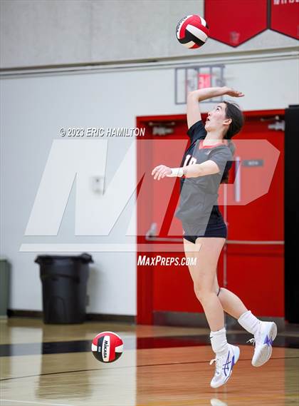 Thumbnail 1 in Marymount @ Harvard-Westlake photogallery.