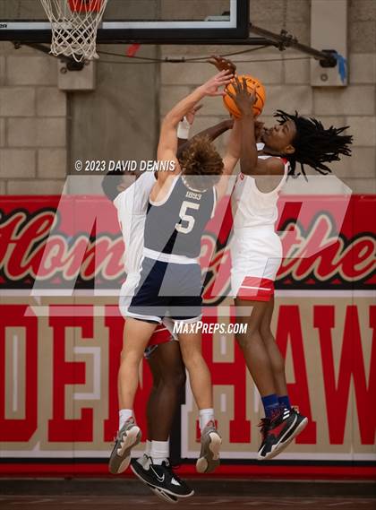 Thumbnail 2 in Centennial vs Bakersfield photogallery.