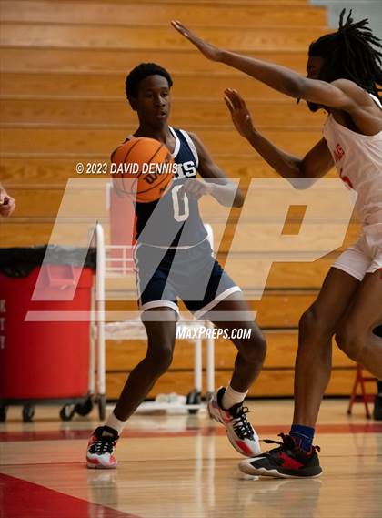 Thumbnail 3 in Centennial vs Bakersfield photogallery.