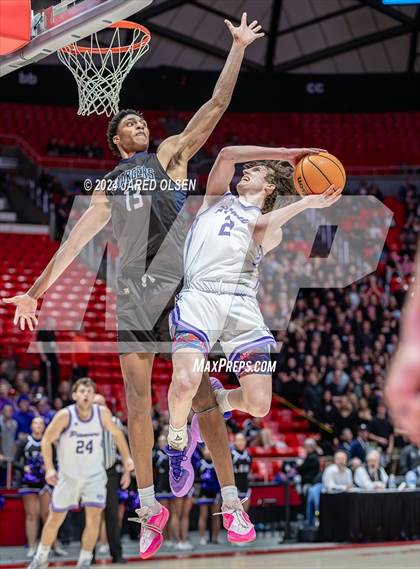 Thumbnail 1 in Corner Canyon vs. Lehi (UHSAA 6A Final) photogallery.