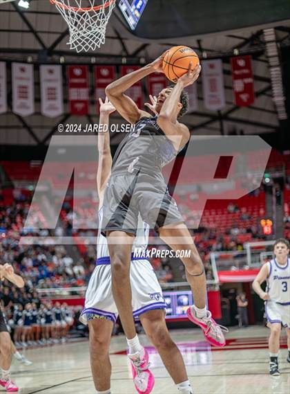Thumbnail 1 in Corner Canyon vs. Lehi (UHSAA 6A Final) photogallery.