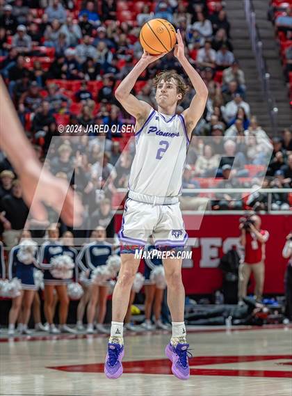 Thumbnail 3 in Corner Canyon vs. Lehi (UHSAA 6A Final) photogallery.