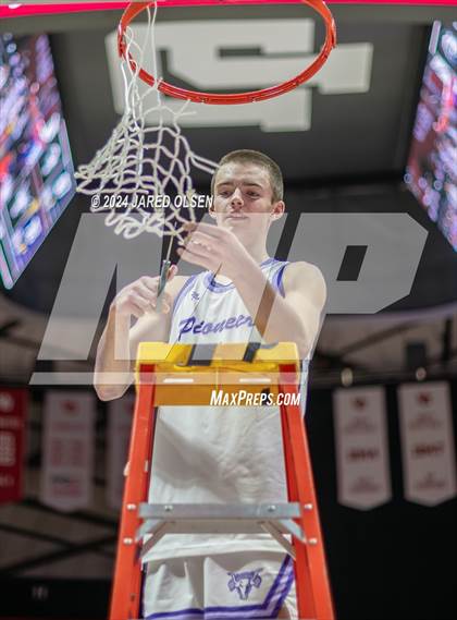 Thumbnail 1 in Corner Canyon vs. Lehi (UHSAA 6A Final) photogallery.