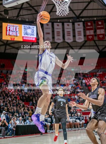 Thumbnail 1 in Corner Canyon vs. Lehi (UHSAA 6A Final) photogallery.