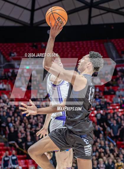 Thumbnail 1 in Corner Canyon vs. Lehi (UHSAA 6A Final) photogallery.
