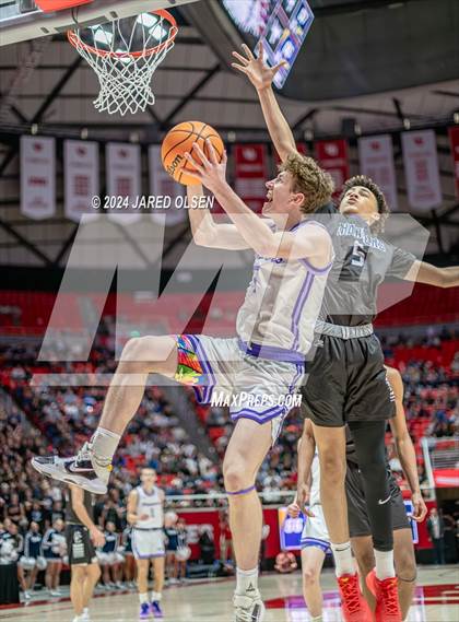 Thumbnail 2 in Corner Canyon vs. Lehi (UHSAA 6A Final) photogallery.