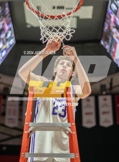 Thumbnail 3 in Corner Canyon vs. Lehi (UHSAA 6A Final) photogallery.