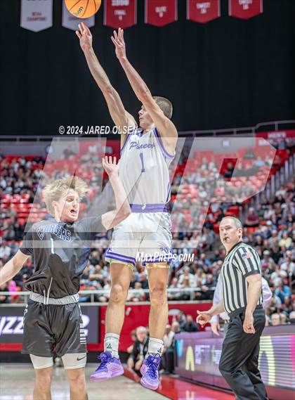 Thumbnail 1 in Corner Canyon vs. Lehi (UHSAA 6A Final) photogallery.