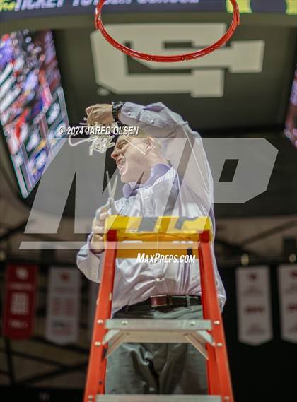 Thumbnail 1 in Corner Canyon vs. Lehi (UHSAA 6A Final) photogallery.