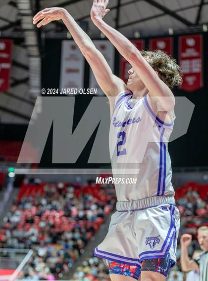 Thumbnail 2 in Corner Canyon vs. Lehi (UHSAA 6A Final) photogallery.