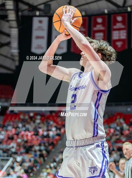 Thumbnail 1 in Corner Canyon vs. Lehi (UHSAA 6A Final) photogallery.