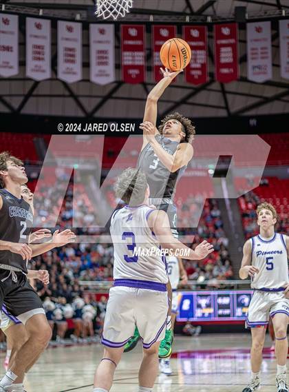 Thumbnail 2 in Corner Canyon vs. Lehi (UHSAA 6A Final) photogallery.