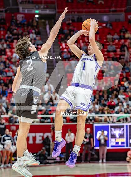 Thumbnail 3 in Corner Canyon vs. Lehi (UHSAA 6A Final) photogallery.