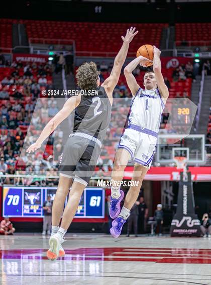 Thumbnail 2 in Corner Canyon vs. Lehi (UHSAA 6A Final) photogallery.