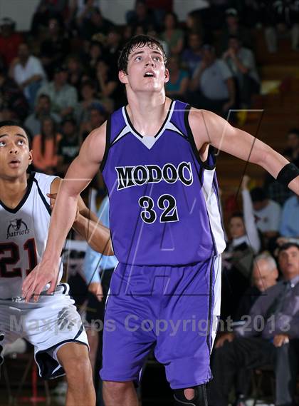 Thumbnail 2 in Modoc vs. Liberty Christian (CIF NS D5 Final) photogallery.