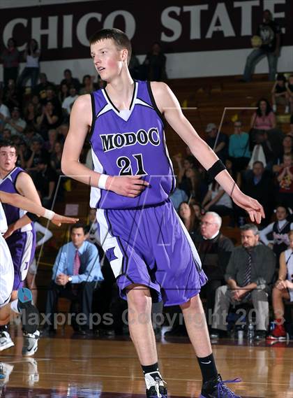 Thumbnail 1 in Modoc vs. Liberty Christian (CIF NS D5 Final) photogallery.