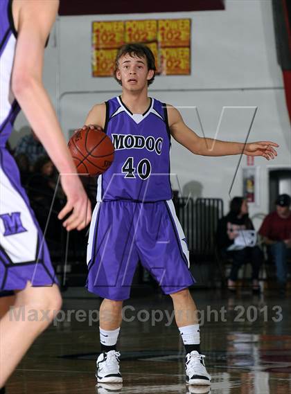 Thumbnail 1 in Modoc vs. Liberty Christian (CIF NS D5 Final) photogallery.